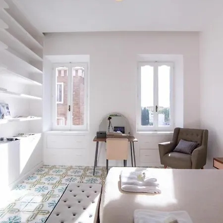 Rent In アパート ローマ