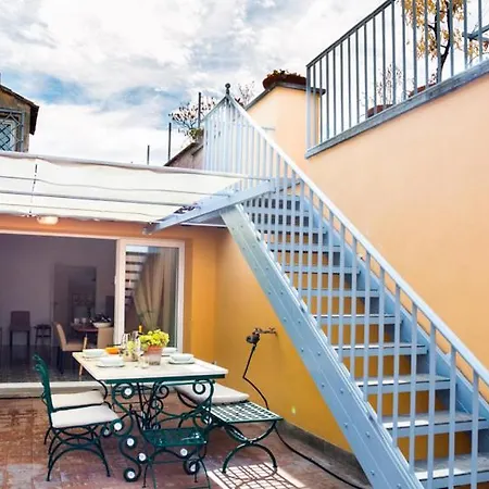 アパート Rent In *